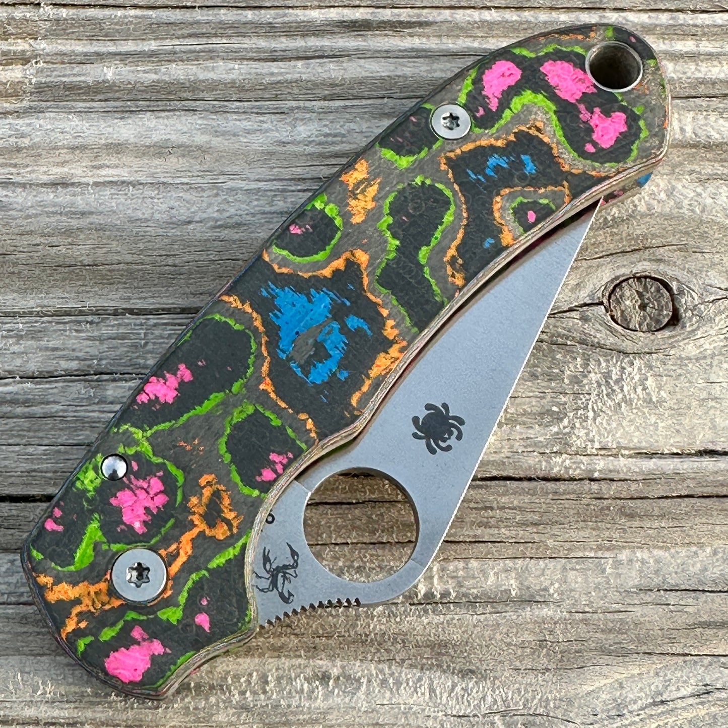 80s CamoCarbon Scales for Spyderco Para 3