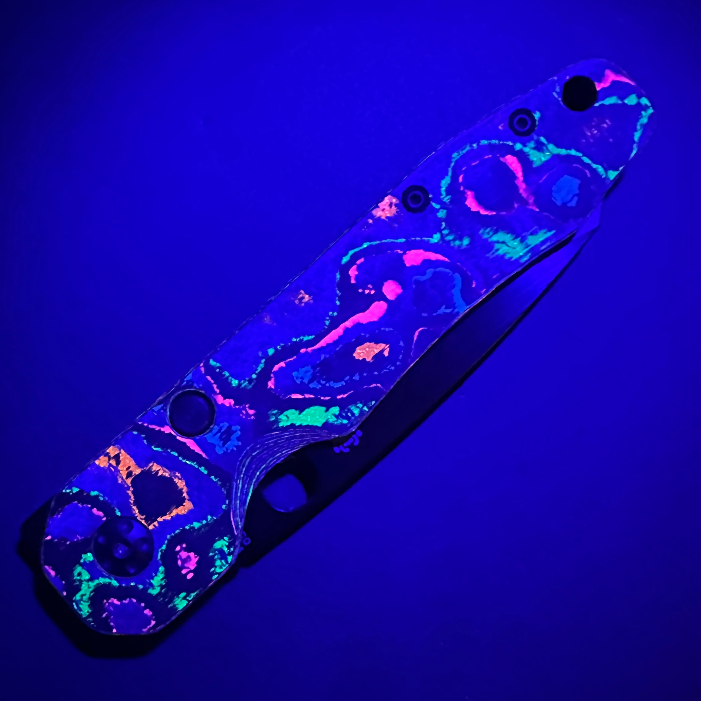 80s CamoCarbon Scales for Spyderco Smock – ThirdThreshold